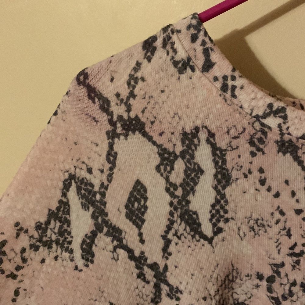 Sundry python print sweatshirt - Picture 2 of 7